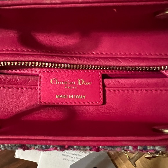 Lady Dior Medium Tweed Bag - Picture 9 of 10